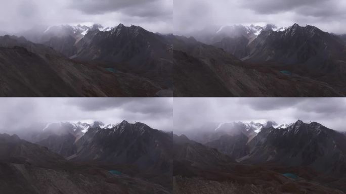 新疆天山独库公路雪山冰川