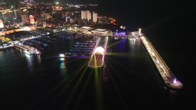 4K航拍青岛浮山湾五四广场城市夜景