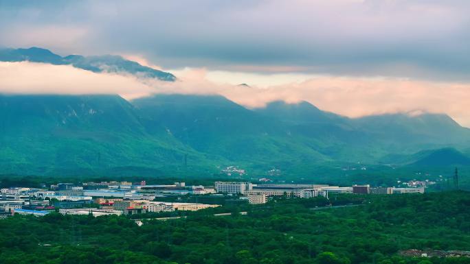 4K航拍庐山西麓雨后延时