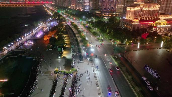 江西南昌红谷滩区秋水广场音乐喷泉夜晚夜景