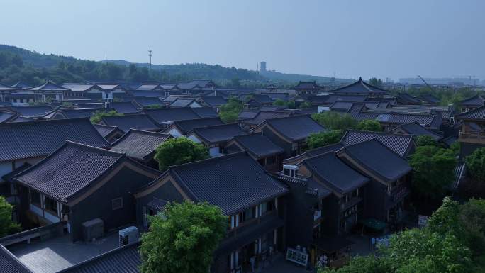 景区步行街古镇游客上升见远山宝塔