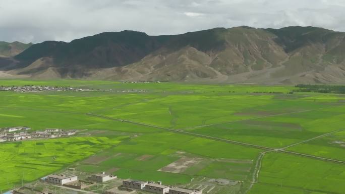 西藏日喀则拉孜县郊区航拍