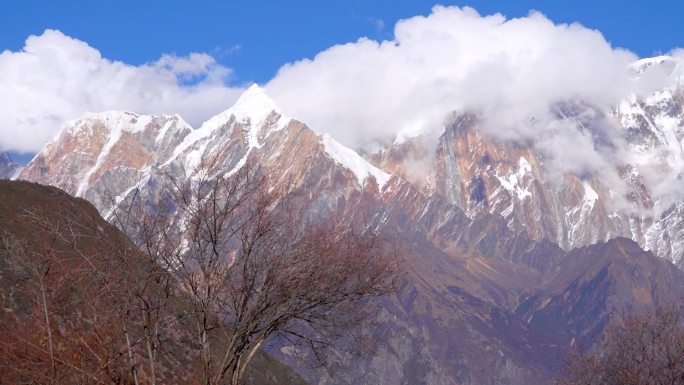 南迦巴瓦峰