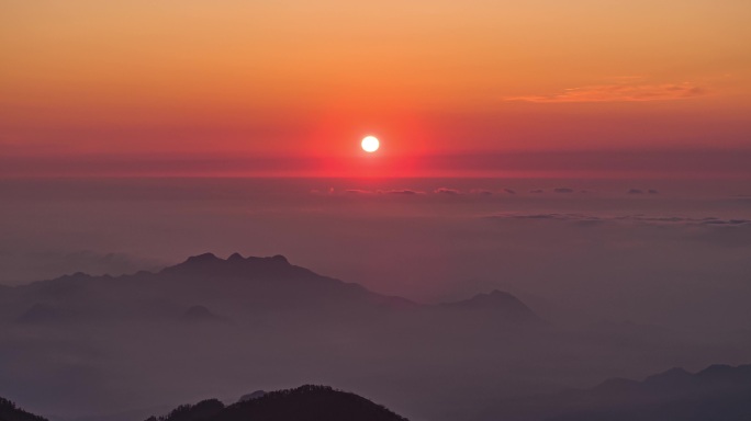 航拍西藏牛背山云海大山晚霞云星空日出自然