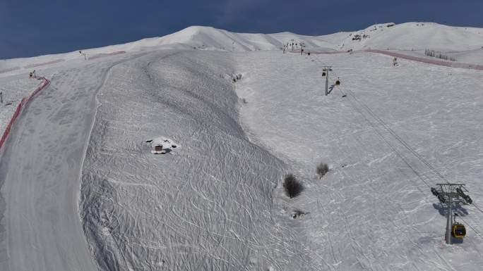 新疆禾木吉克普林滑雪场