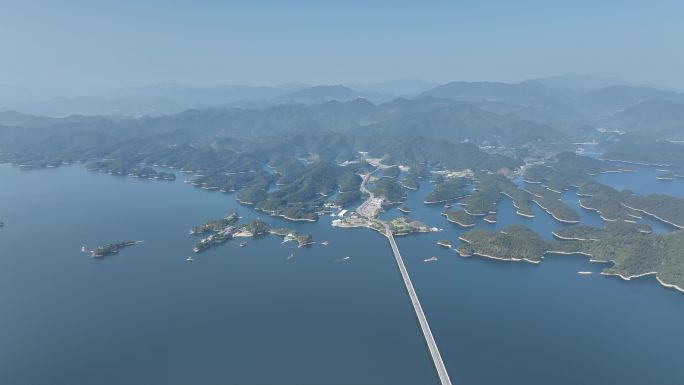 4K-Log-航拍千岛湖大桥，温馨岛
