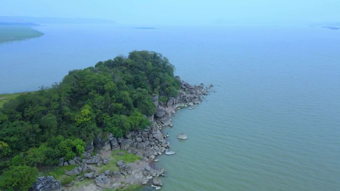 航拍江西九江鄱阳湖畔火焰山半岛石林