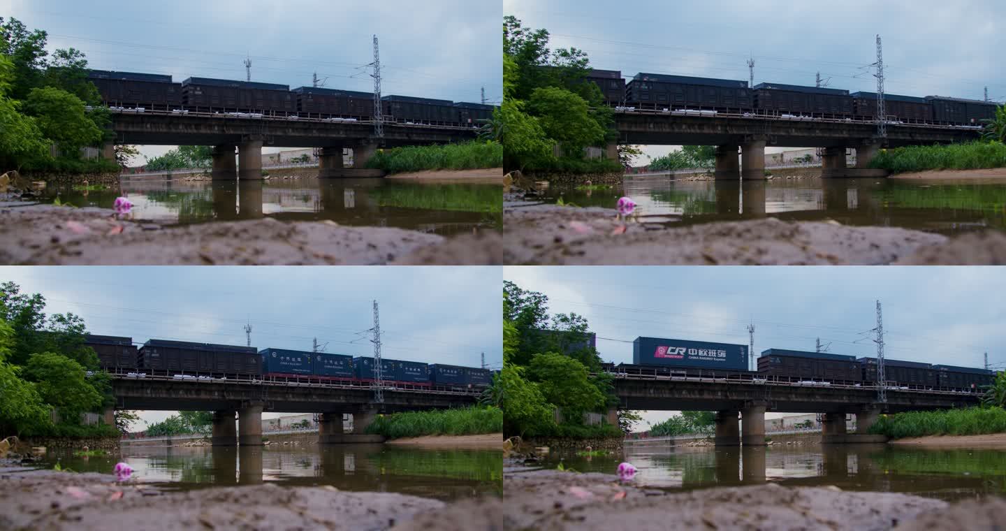 河道干枯火车过桥
