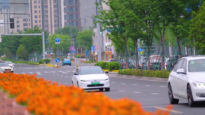 城市马路街道街头街景上班下班高峰期汽车车