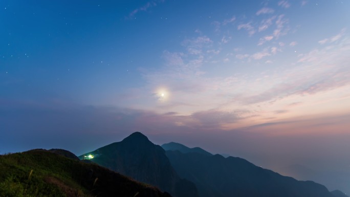 江西萍乡武功山金顶日转夜转星空延时摄影