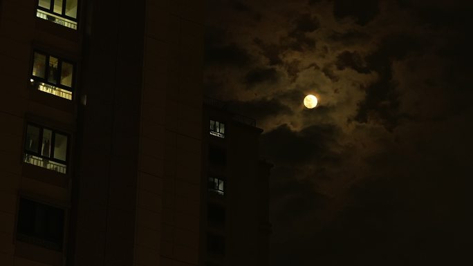 月亮 乌云 圆月 乌云遮月