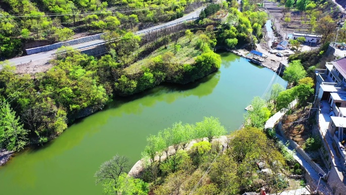 北京苇子水水库水坝 白瀑云景