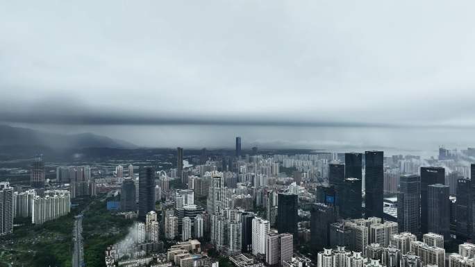 深圳雨天