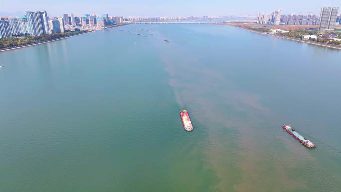 浙江杭州钱塘江游船船舶船只航拍江景唯美风