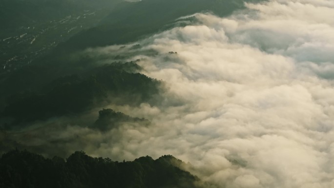 航拍大山大河壮丽山河森林云海