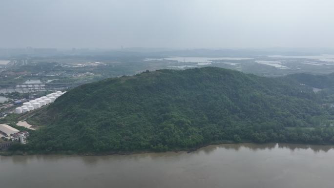 长江边白浒山风景航拍武汉市洪山区