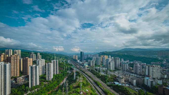 4k重庆綦江高铁站雨过天晴城市风光延时