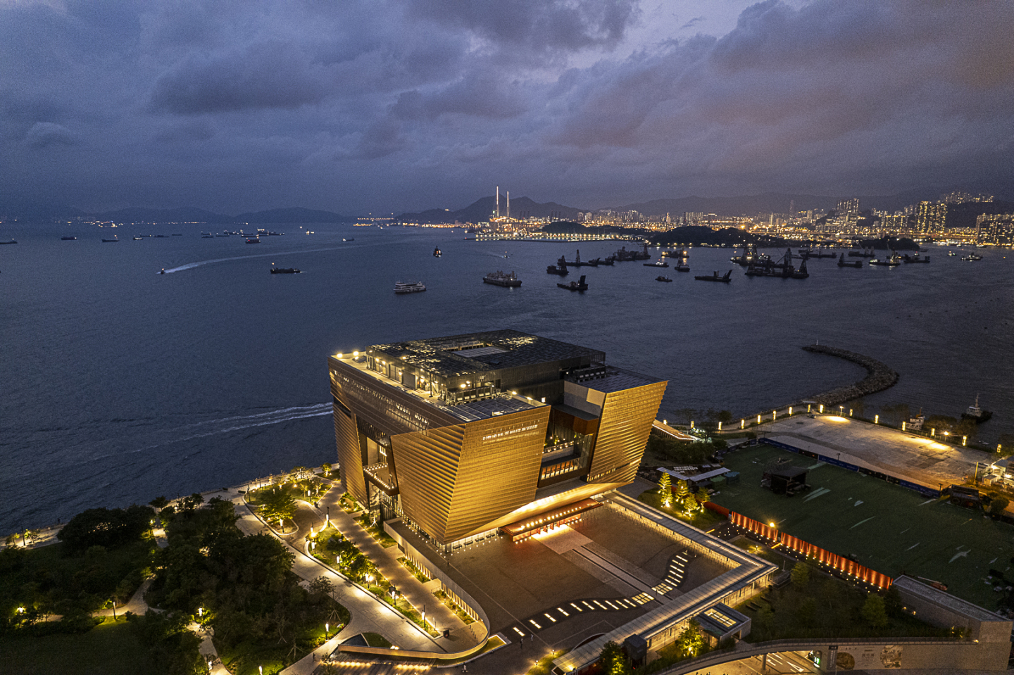 航拍香港故宫文化博物馆
