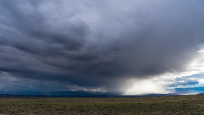 狂风暴雨前夕电闪雷鸣乌云翻滚暴风雨4K