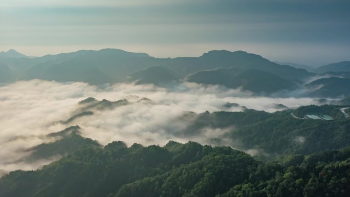 航拍大山大河壮丽山河森林云海