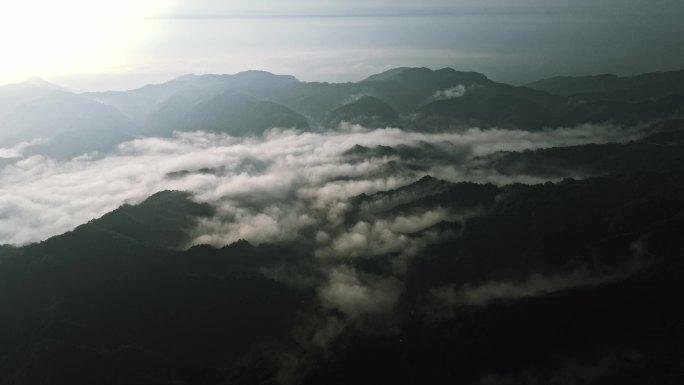 航拍大山大河壮丽山河森林云海