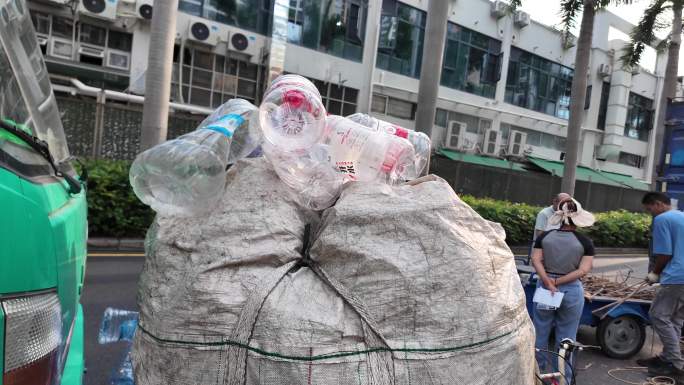 废品回收 废物利用 环保 循环利用 劳动