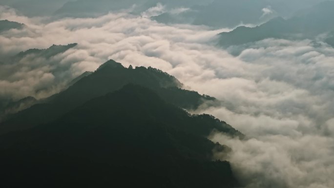 航拍大山大河壮丽山河森林云海