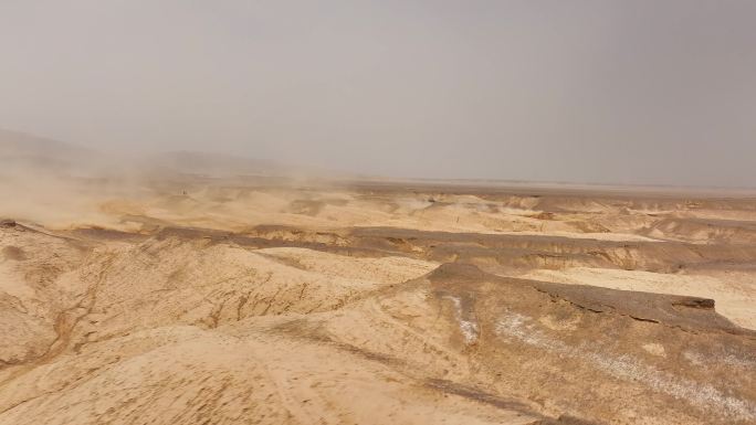 航拍新疆塔克拉玛干沙漠环塔汽车拉力赛