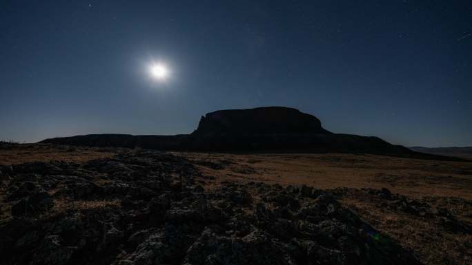 内蒙古火山星空