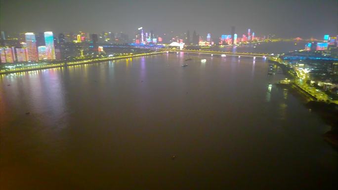 武汉长江两岸灯光秀夜景12