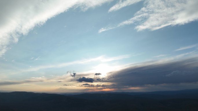 延时航拍山川云彩