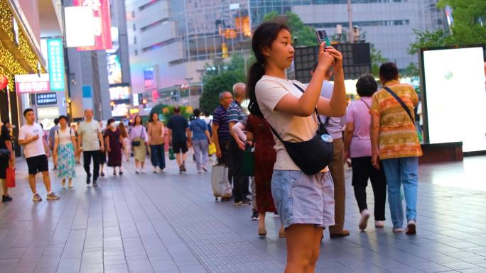 上海市南京东路逛街购物旅游人群行人人流游