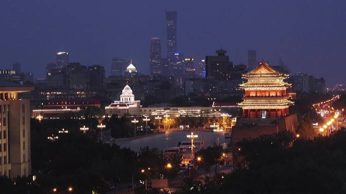高清实拍夜晚繁华的北京前门大街视频