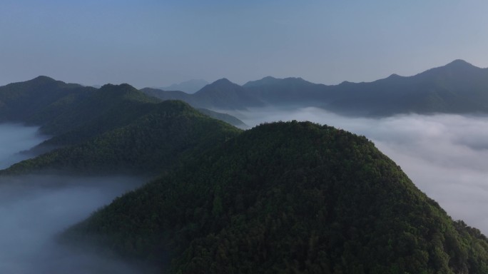 航拍日出云海