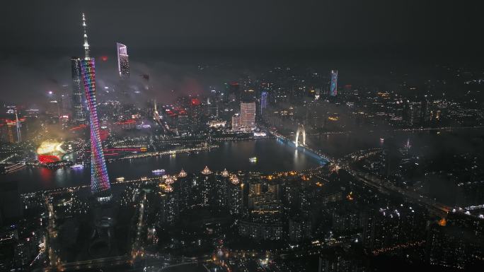 广州塔暴雨后平流雾穿云夜景航拍4K视频