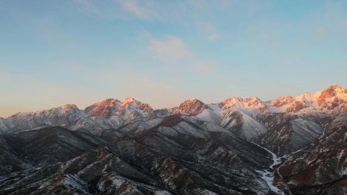 雪山日照金山航拍延时