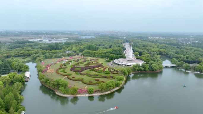 航拍东方绿舟全景