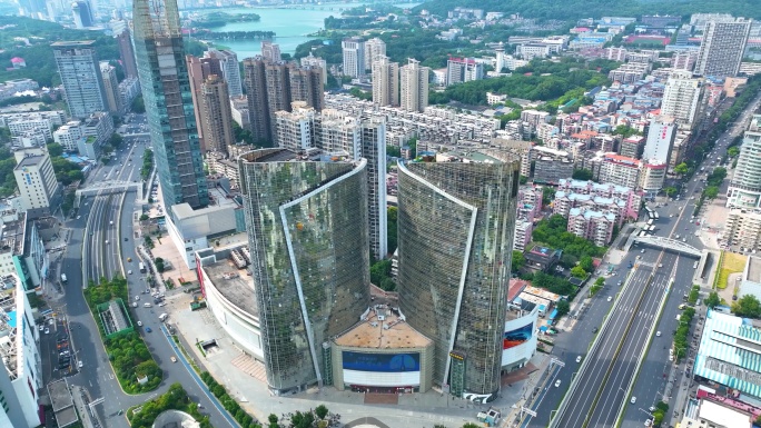 湖北武汉光谷国际广场航拍洪山区地标建筑珞