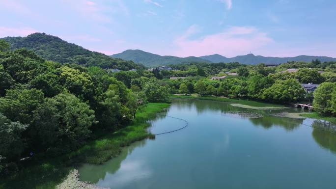 山清水秀杭州西湖乌龟潭航拍全景