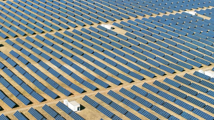 太阳能板 绿色能源 高原太阳能23