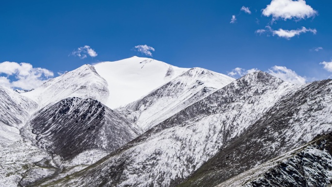 天山喀尔里克冰川自然保护区