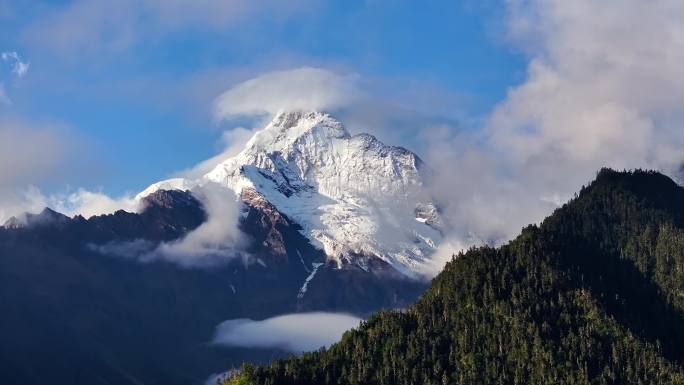 云南风光梅里雪山航拍