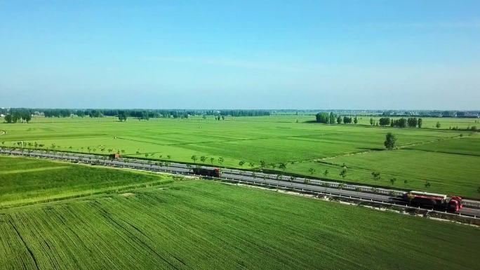 麦田 农村 公路国道运输