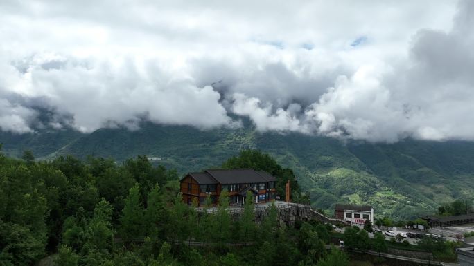 航拍陕西山区云雾缭绕风景