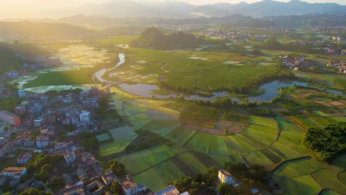 广西夕阳西下的田园风光