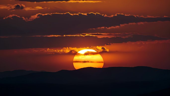 金黄色的太阳光东方红太阳视频背景