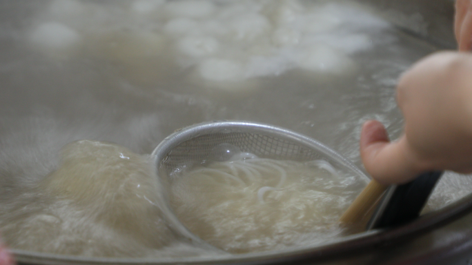 4K素材米粉常德特色美食米粉穿眼粑粑