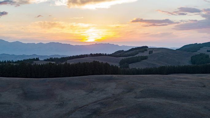 草原草场日出新疆国土自然生态修复工程