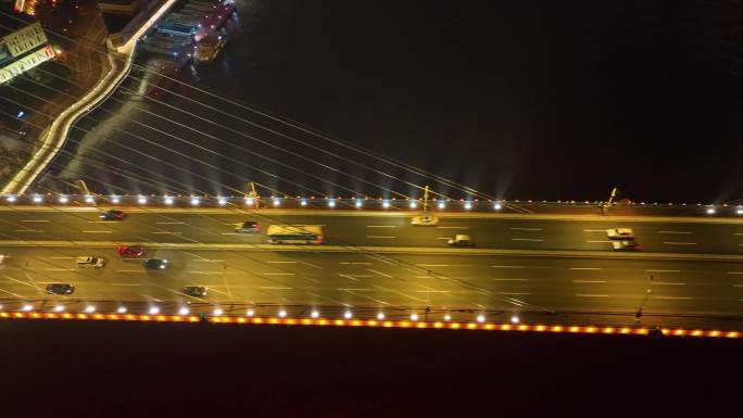 上海市黄浦区黄浦江南浦大桥桥梁夜晚夜景车