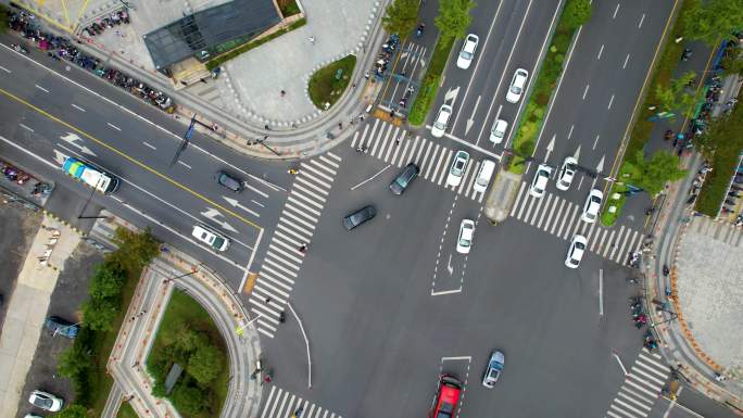 俯视马路十字路口汽车车辆车流视频素材